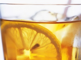 3d обои Чай с лимоном в запотевшем стакане  1440х900