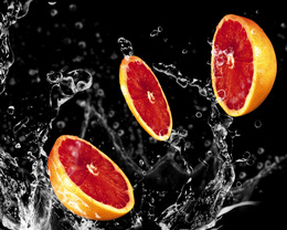3d обои Кусочки грейпфрута в воде  капли