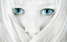 3d обои Девочка альбинос с голубыми глазами  глаза
