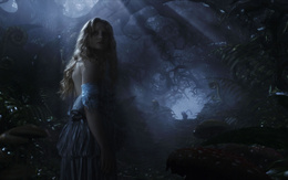 3d обои Алиса в дремучем лесу, вдали виднеется силуэт чеширского кота из фильма Алиса в стране чудес (Alice in Wonderland)  кино
