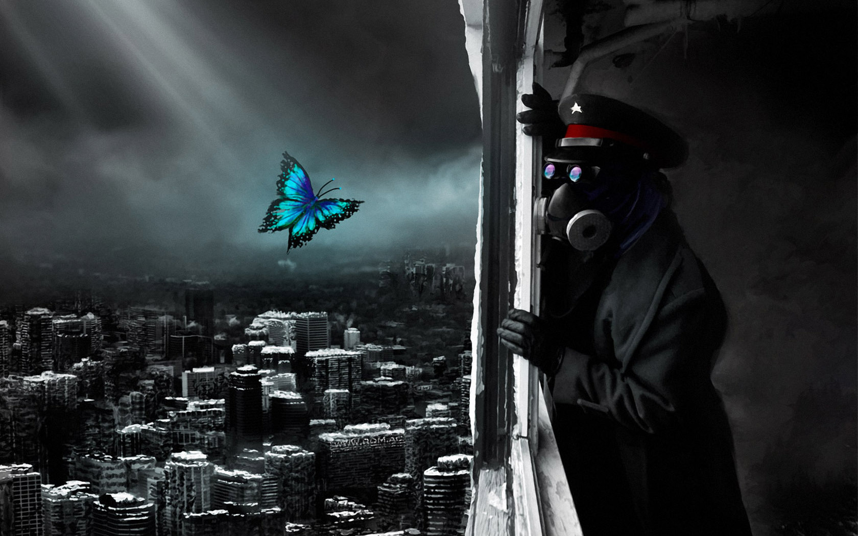 3d обои Romantically apocalyptic.  Мужчина в противогазе и в фуражке со звёздочкой смотрит вниз, на разрушенный город, а на фоне мрачного, серого неба порхает ярко раскрашенная бабочка (21декабря 2012 года.)  бабочки # 20803