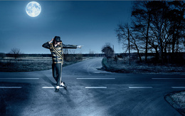 3d обои Майкл Джексон танцует ночью в полнолуние на перекрёстке  дороги