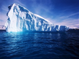 3d обои Арктические льды, одино проплывает большущий айсберг  1024х768