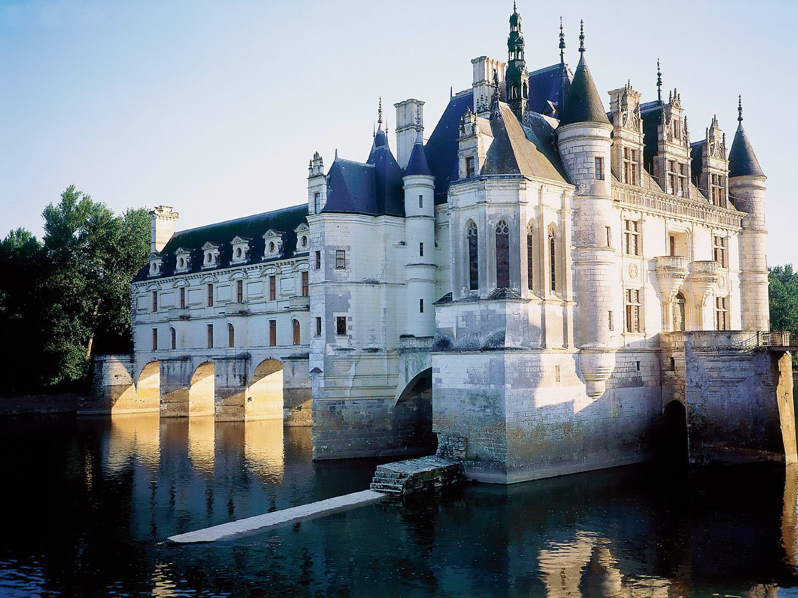 3d обои Замок Шенонсо во Франции  1600х1200 # 5698
