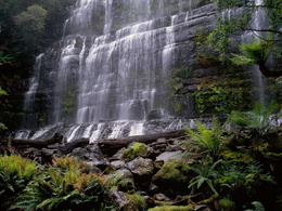 3d обои Водопад Рассел Фолс , Австралия...  1024х768