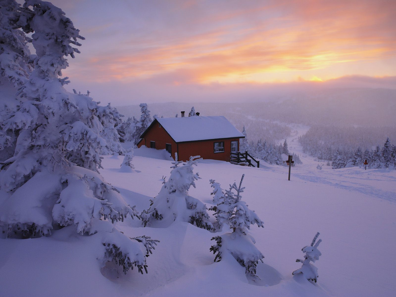 3d обои Деревянный домик в заснеженной глуши  зима # 40859