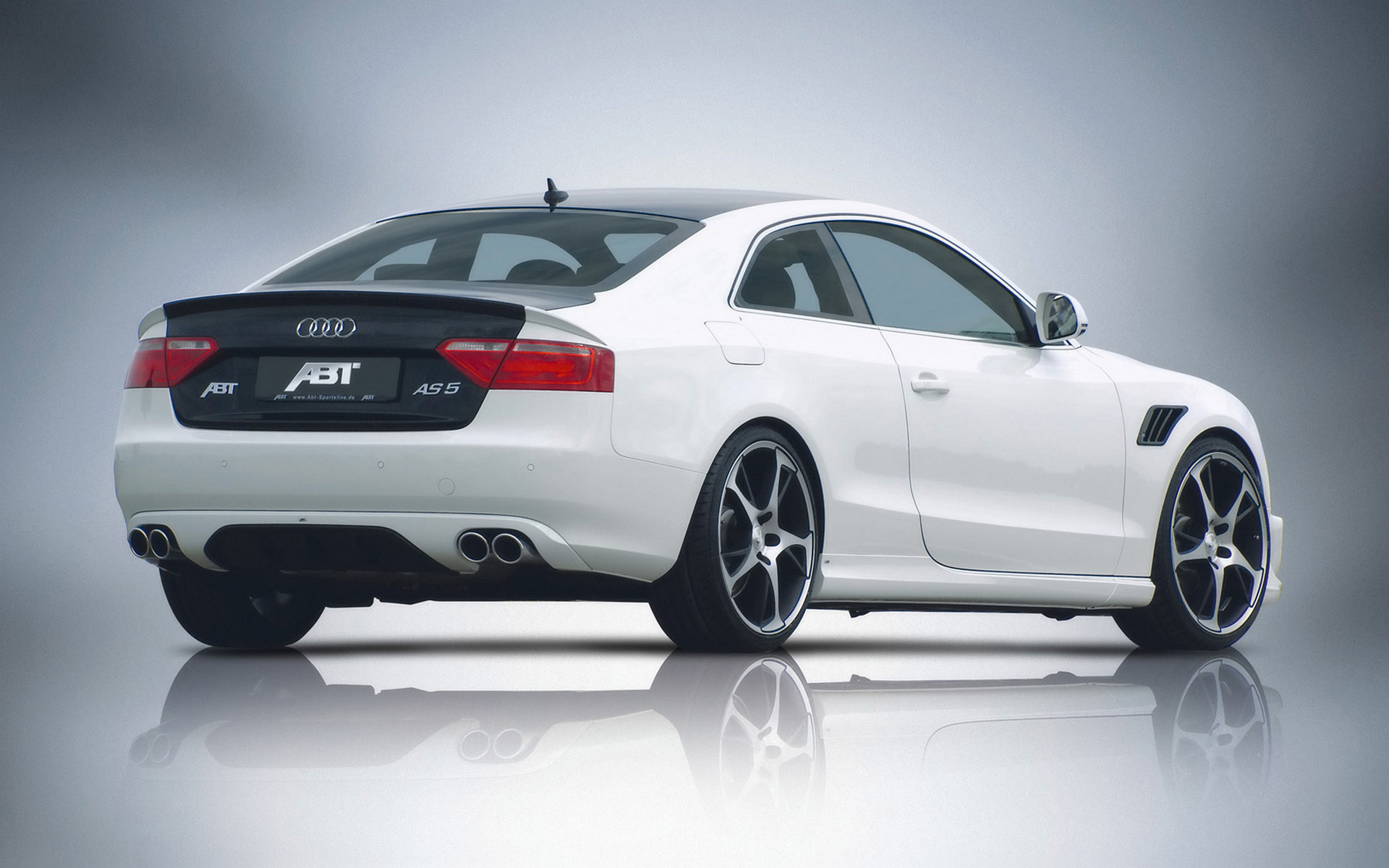 3d обои Белая Ауди / Audi ABT AS5  бренд # 21053