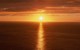 3d обои Море в лучах заходящего солнца  солнце