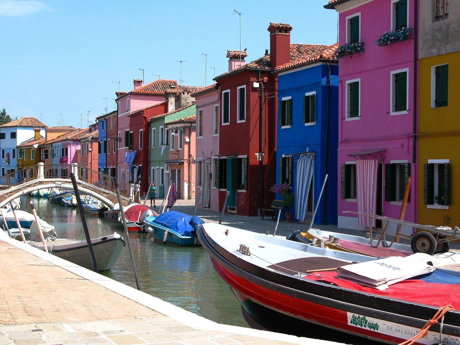 3d обои Цветные дома Венеции  дома # 34917