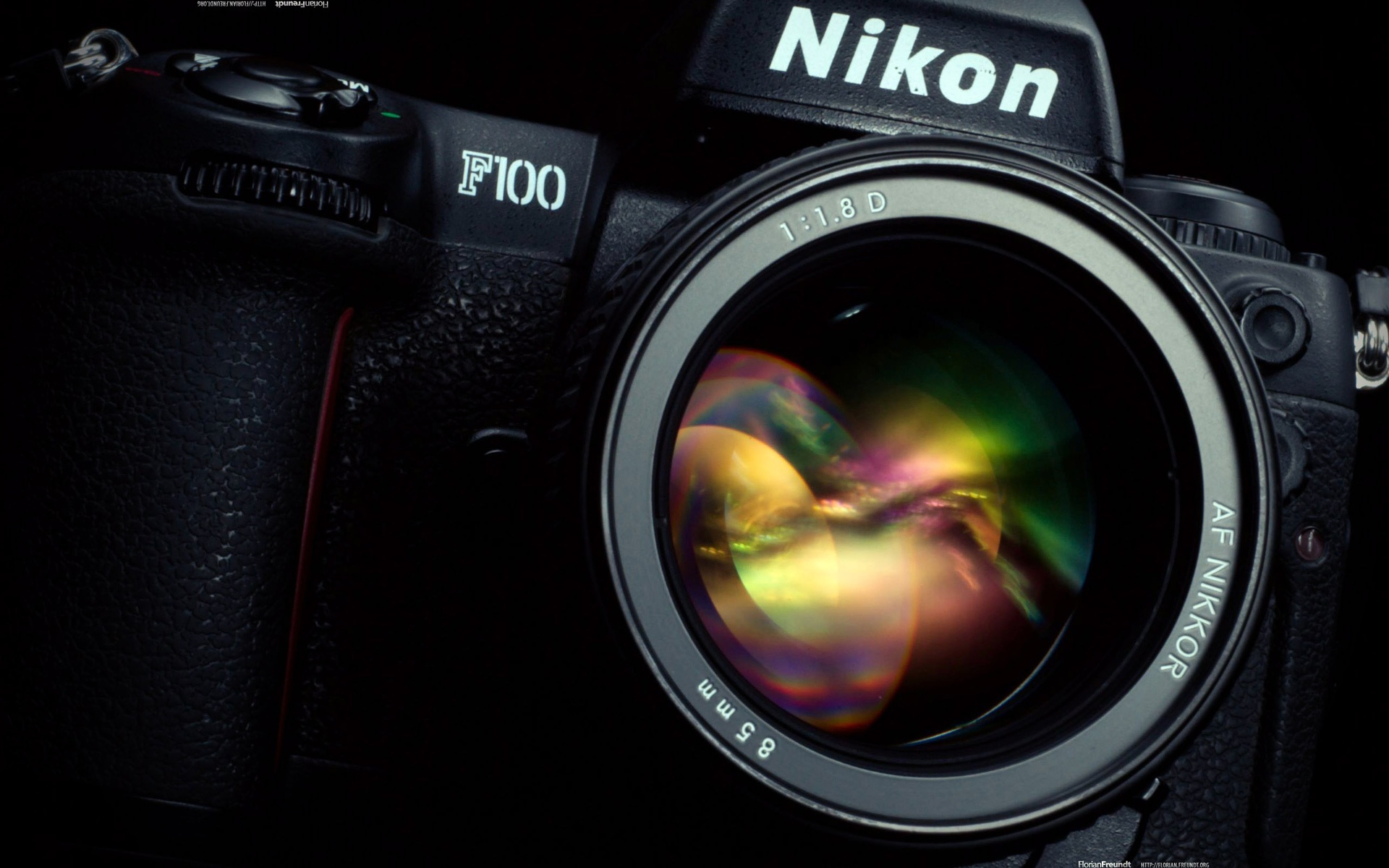3d обои Фотоаппарат Nikon F-100 (body) профессиональный зеркальный автофокусный пленочный фотоаппарат  ретушь # 76438