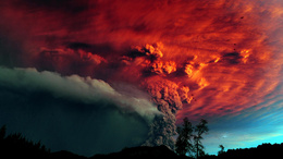 3d обои Извержение вулкана на закате  дым
