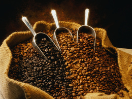 3d обои Зерна кофе в мешке с специальными совочками  2048х1536