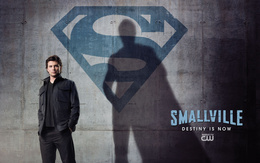 3d обои Том Уэллинг в роли супергероя в сериале Тайны Cмолвиля / Smallville destiny is now  сериалы
