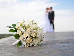 3d обои Букет невесты из белых роз, свадьба  мужчины