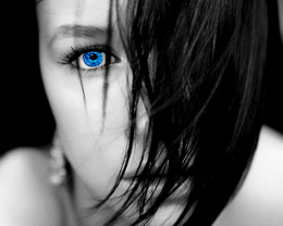 3d обои Брюнетка с красивыми голубыми глазами  1280х1024