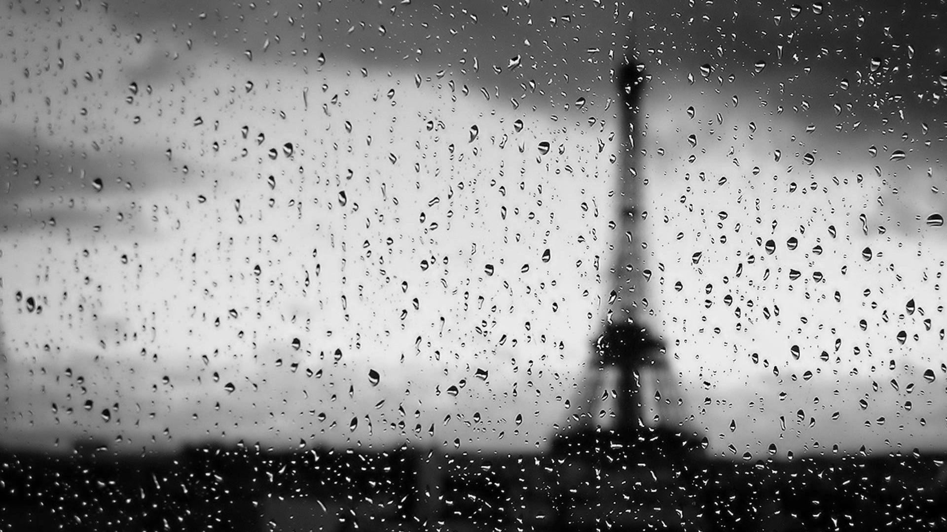 3d обои Сквозь капли дождя на стекле виднеется Эйфлева башня.  дождь # 34366