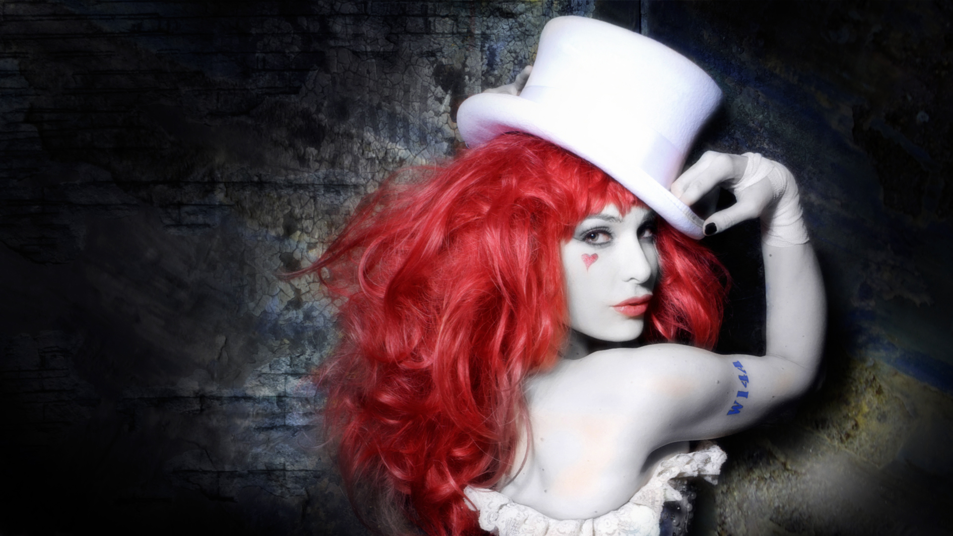3d обои Emilie Autumn / Эмили Оутомн  сердечки # 79730