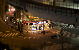 3d обои Городская улица, McDonald`s  дороги