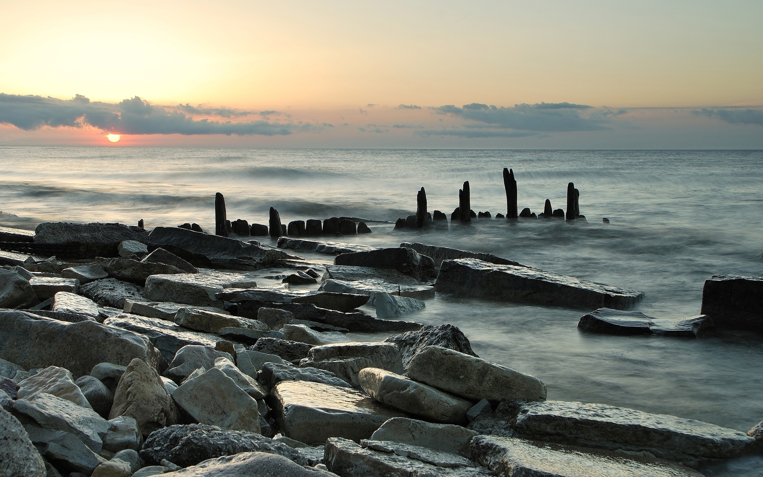 3d обои Море и каменистый берег  солнце # 81537