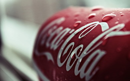 3d обои Coca Cola в запотевшей баночке  бренд