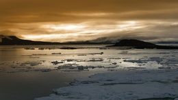3d обои Замёрзшее море на закате  природа