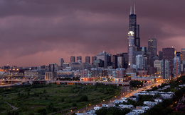 3d обои Чикаго ,город на фоне неба затянутого тучами  1680х1050