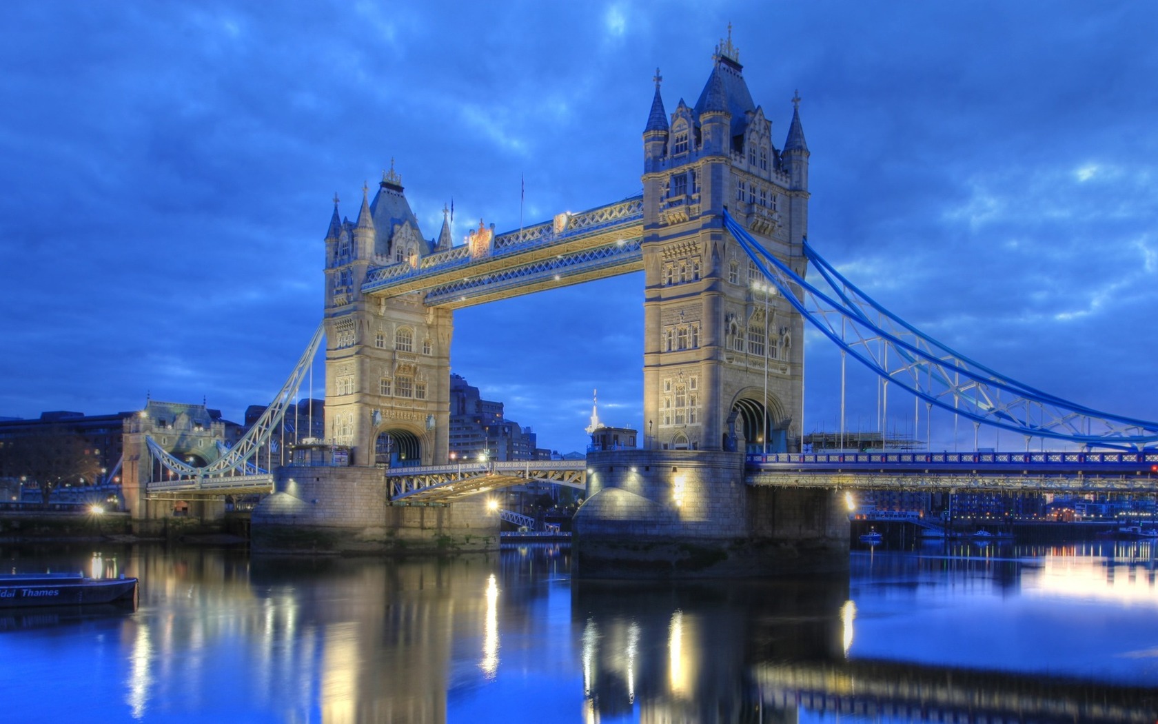 3d обои Лондон, Тауэрский мост река Темза  1680х1050 # 7604