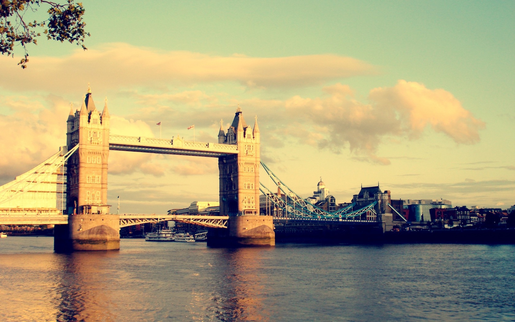 3d обои Лондон, Тауэрский мост река Темза  1680х1050 # 7603